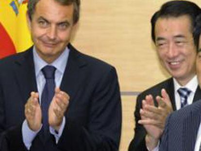 Zapatero defiende sus reformas para calmar a los inversores japoneses