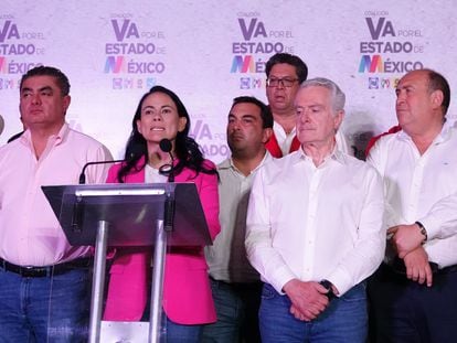 Luis Espinosa Cházaro, Alejandra del Moral, Santiago Creel y Rubén Moreira en una conferencia de prensa en Toluca (Estado de México), el 4 de junio de 2023.