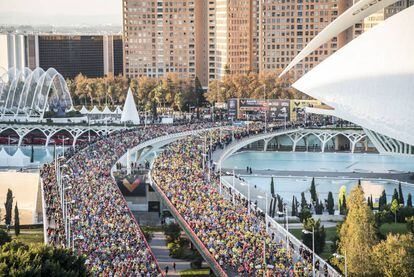 Aspecto del último Maratón Valencia, donde participaron 25.000 corredores.