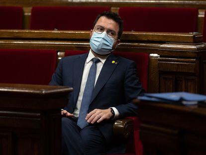 El presidente de la Generalitat de Cataluña, Pere Aragonès, durante un pleno en el Parlament.