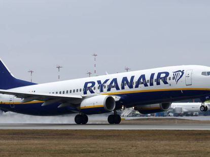 Ryanair mantiene la base en Girona con nuevas condiciones laborales