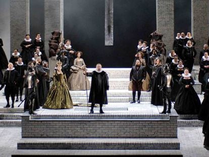 Puesta en escena de Don Carlo, de Giuseppe Verdi.