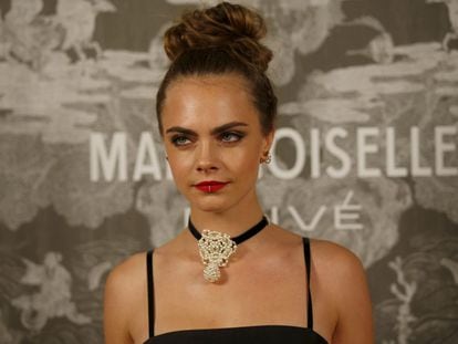 Cara Delevingne defiende a Karl Lagerfeld ante las críticas - Cara