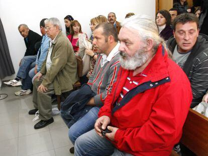 Juicio contra los ocho mariscadores acusados de bloquear la planta de Reganosa en 2007.