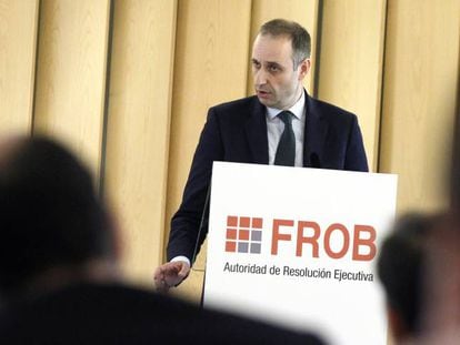 El Frob dice que es una “buena posibilidad tener la baza de retrasar” el plazo de venta de Bankia