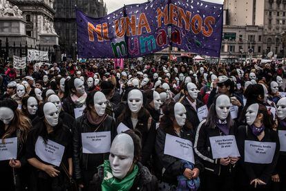 Feminismo: Protesta contra las distintas violencias que sufren las mujeres