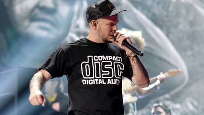 Ren&eacute; P&eacute;rez, Residente, durante los ensayos para los Grammy Latinos.