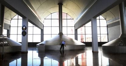 Instalaciones de la fábrica de Mahou en Alovera, Guadalajara.  