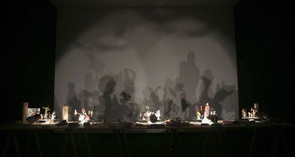 La instalación 'Schatten' (2005) de Hans-Peter Feldmann, en la muestra.