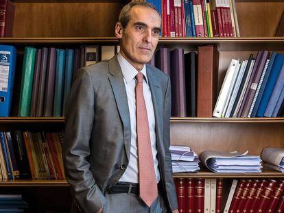 Alejandro Luzón, fiscal jefe anticorrupción, en su despacho de la Fiscalía General del Estado, con sede en Madrid.