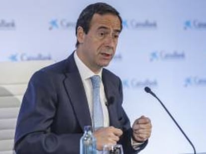 CaixaBank ultima un plan para igualar las condiciones de toda la plantilla