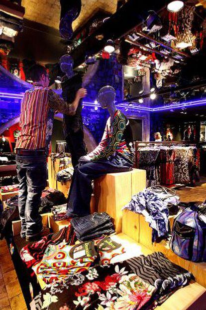 Tienda de moda Desigual situada en Barcelona