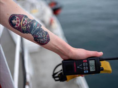La activista Sini Saarela se hizo este tatuaje después de ser liberada de una prisión rusa, donde fue detenida por luchar contra la exploración petrolera en el Ártico.