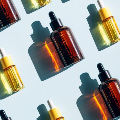 Los aceites forman parten de la amplia oferta cosmética existente para tratar la sequedad de la piel o los cabellos apagados. GETTY IMAGES