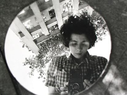 Autorretrato de Vivian Maier de junio de 1953.