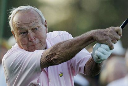 Arnold Palmer, el jueves pasado, en el saque de honor en Augusta.