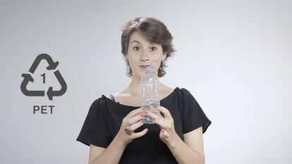 En este video-tutorial, se comentan las siete categorías de plásticos y los efectos que tienen sobre el medio ambiente.