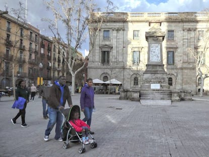 La plaça d'Antonio López, ja sense l'estàtua, aquest dilluns.