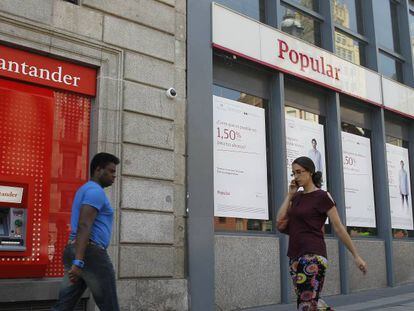 Sucursales del Banco Santander y del Banco Popular en Madrid.