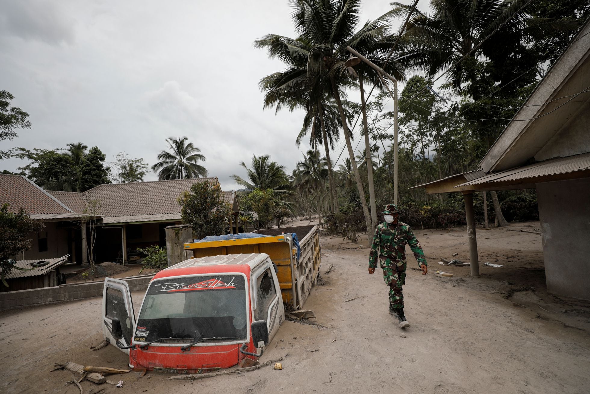 Death toll rises to 22 from the eruption of the Semeru volcano on the Indonesian island of Java