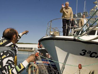 Arenas, subido a un barco pesquero en Barbate