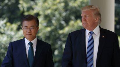 Donald Trump con el presidente surcoreano, Moon Jae-in, en la Casa Blanca.