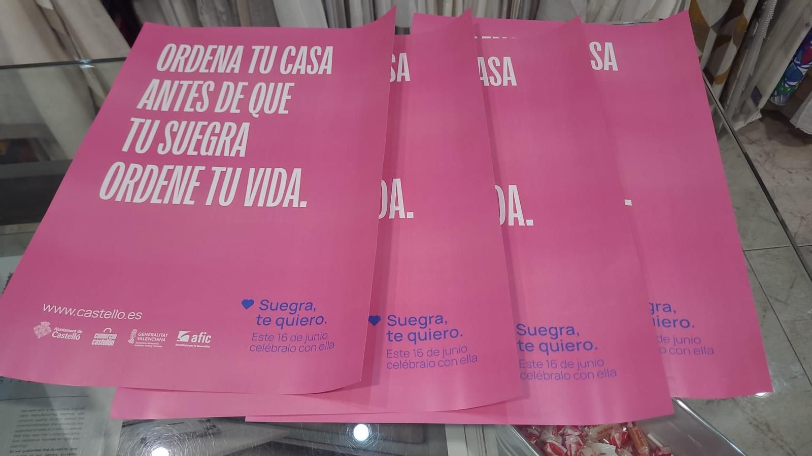 ‘Sonríe, tu suegra está vigilando’: la campaña comercial de Vox en Castellón que la oposición tilda de misógina