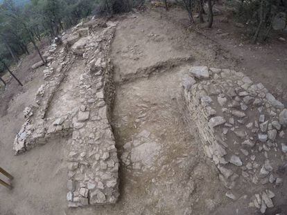 Una de las puertas de entrada al yacimiento de Samal&uacute;s, la antigua Lauro.