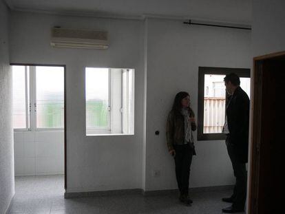 Interior de uno de los pisos vac&iacute;os de la Sareb.