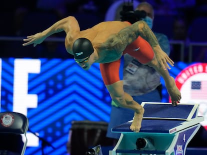 Caeleb Dressel se lanza a la piscina este mes de junio antes de los Juegos.