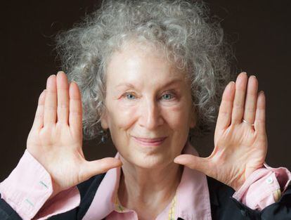 Margaret Atwood: “Las utopías van a volver porque tenemos que imaginar cómo  salvar el mundo” | Cultura | EL PAÍS