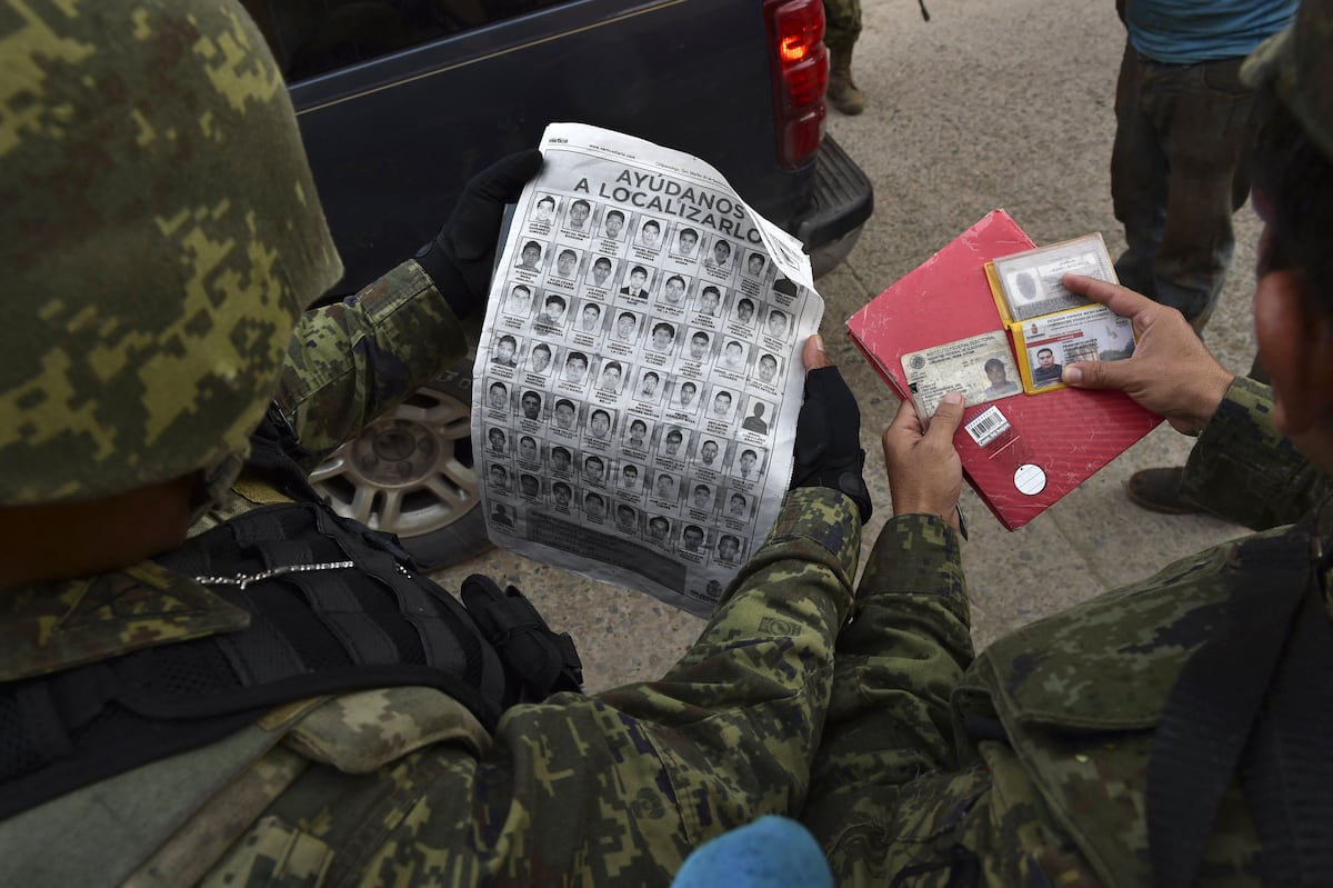 Ayotzinapa: Los 43: el símbolo de un país en manos del crimen | EL PAÍS ...