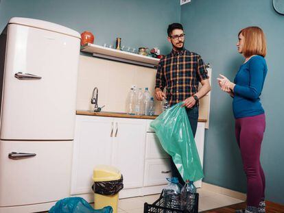 ¿Recicla más un divorciado o un casado? Costumbrismo en torno a la basura doméstica