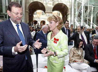 Mariano Rajoy y Esperanza Aguirre, en los actos de la fiesta del Dos de Mayo.