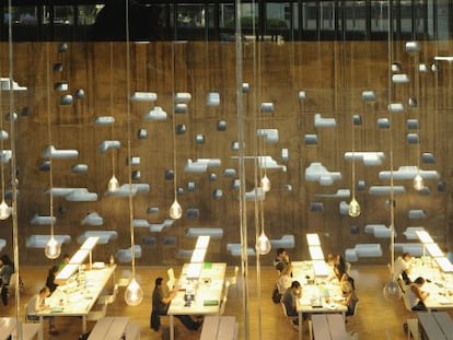 Sala de lectura en el Tenerife Espacio de las Artes (TEA), proyectado por Herzog &amp; De Meuron, en Santa Cruz de Tenerife.