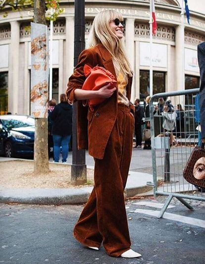 La editora de moda Jeanette Friis Madsen luce el suyo en Instagram y lo define como el "uniforme del otoño". Es de H&M.

 