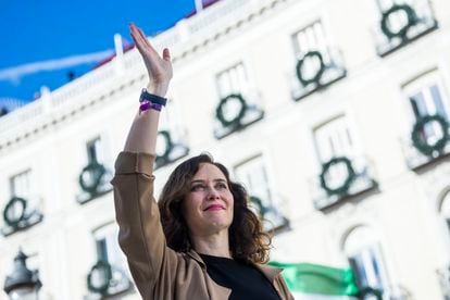 Isabel Díaz Ayuso, en la manifestación del domingo en la Puerta del Sol de Madrid.