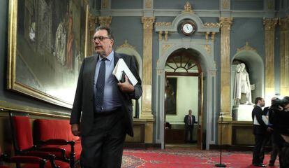 Josep Lluis Cleries, de PDeCAT en la Mesa de la Junta de Portavoces en el Senado.