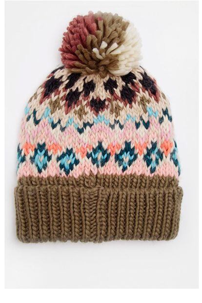 Gorro con pompón de Asos (28,44 euros).