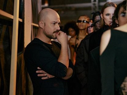Marc-André Grondin, al inicio de la película 'El sucesor'.