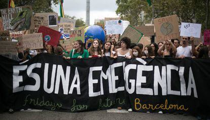 Manifestantes en Barcelona durante la Huelga por el Clima.
