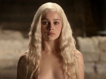 Emilia Clarke interpreta a la princesa Daenerys Targaryen en &#039;Juego de tronos&#039;
