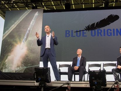 El fundador de Amazon y Blue Origin, Jeff Bezos, en septiembre, en Florida.
