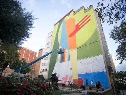 Mural del artista Sixe en la calle Lepant.