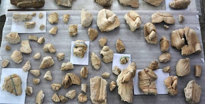Esculturas de estuco procedentes del yacimiento de Hadda (en torno al siglo I d. C.) en proceso de restauración.