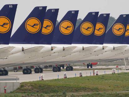 Aviones de Lufthansa estacionados en el aeropuerto Willy Brandt Berlin Brandenburg el pasado 28 de abril.