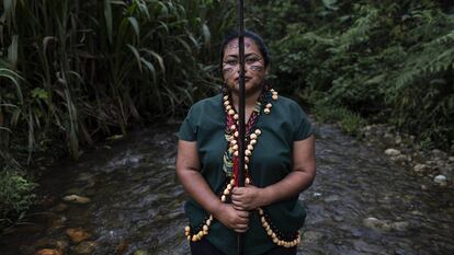 Tradición y tecnología para vigilar el territorio de los indígenas