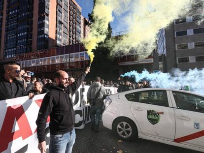 Protesta de taxistas frente a la Consejería de Transportes de Madrid, el pasado miércoles.