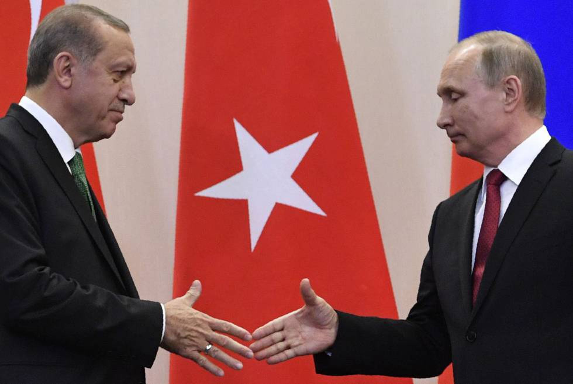 Turquía anuncia que ha comprado a Rusia misiles de defensa antiaérea | Internacional | EL PAÍS