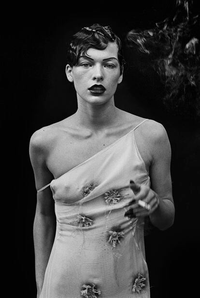 Milla Jovovich, photographed by Peter Lindbergh in Paris in 1998.